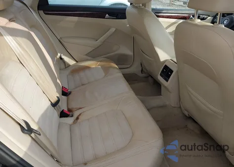 2013 Volkswagen Passat 2.0L Tdi Sel Premium z USA, uszkodzony, nr VIN 1VWCN7A36DC030525